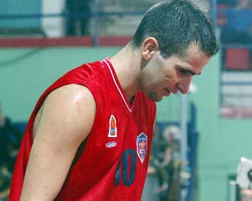 Τέσερρα στα τέσσερα για τις ελληνικές ομάδες