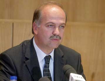 Αλλαγές στη νομοθεσία για τις τιμητικές συντάξεις καλλιτεχνών προανήγγειλε ο Γ.Φλωρίδης