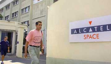 Διευρύνθηκαν οι ζημίες της Alcatel στο τρίτο τρίμηνο