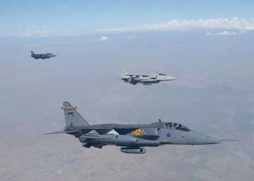 Νέοι αμερικανοβρετανικοί βομβαρδισμοί εναντίον στόχων της ιρακινής αεράμυνας