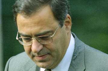 Η Ελλάδα εισέρχεται ξανά στη ζώνη των ελλειμματικών προϋπολογισμών