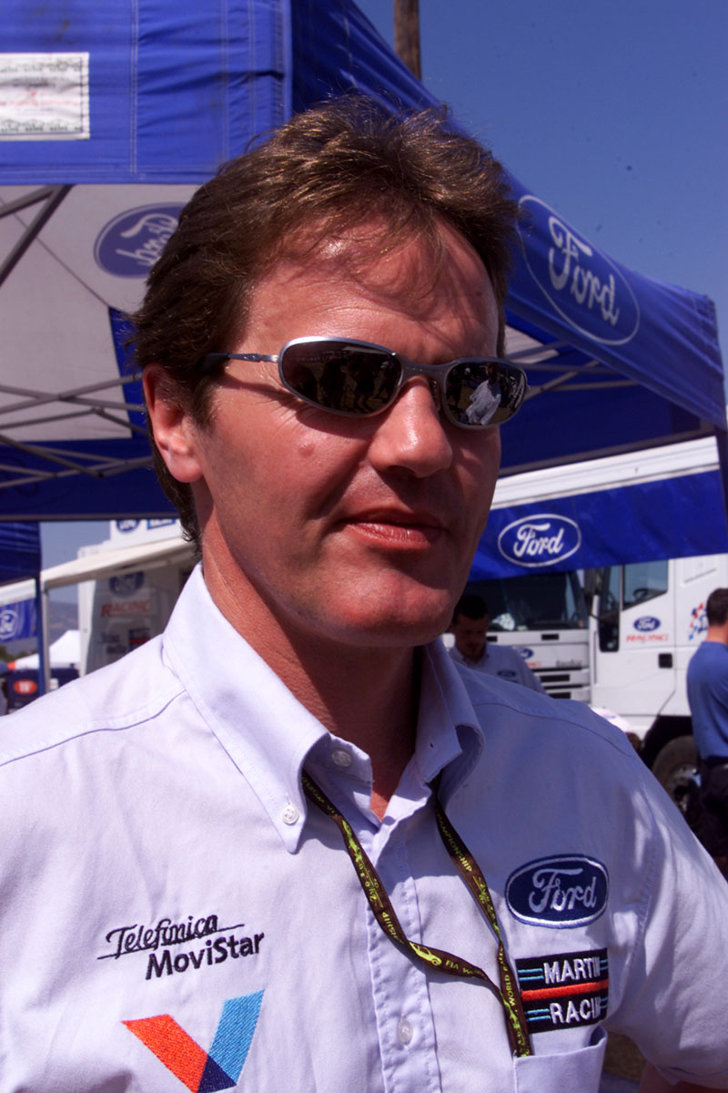 Την υπογραφή του C.Sainz και τρία Focus RS WRC κυνηγά ο M.Wilson για το 2003