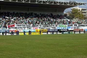 Επεισόδια στην Πάτρα, αποδοκιμασίες στην Ριζούπολη