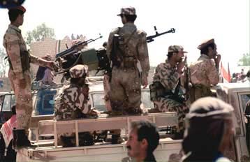 Έξι φερόμενα ως μέλη της Αλ Κάιντα σκοτώθηκαν σε έκρηξη αυτοκινήτου