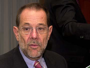 Έτοιμη να συνεργαστεί η ΕΕ με τους ισλαμιστές στην Τουρκία, δηλώνει ο Σολάνα