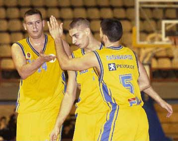 Δύσκολες εκτός έδρας αποστολές για Περιστέρι, Πανιώνιο και Αρη