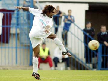 Λύσεις αγωνιστικές και ψυχολογικές πρέπει να βρει ο Κάτανετς