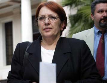 Σε συσπείρωση καλεί τις προοδευτικές δυνάμεις η Αλ.Παπαρήγα