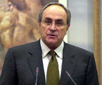 Δημόσια πρόσκληση προς το ΚΚΕ για κοινή δράση από τον Ν.Κωνσταντόπουλο