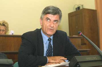 Αντιδρούν οι διοικητικοί δικαστές στη συνεχή μεταφορά υποθέσεων από το ΣτΕ