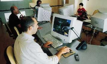 Στα 17 εκατ. ευρώ η αξία των αγορών μέσω Internet στην Ελλάδα το 2002