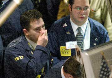 Αισθητά μειωμένοι Nasdaq και Dow Jones στο κλείσιμο της Πέμπτης