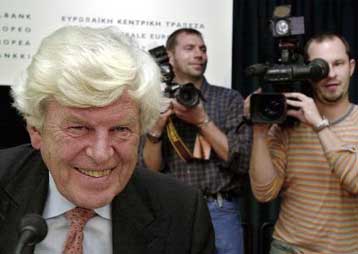 «Στριμωγμένη» η ευρωπαϊκή οικονομία, καθώς η ΕΚΤ διστάζει να μειώσει τα επιτόκια