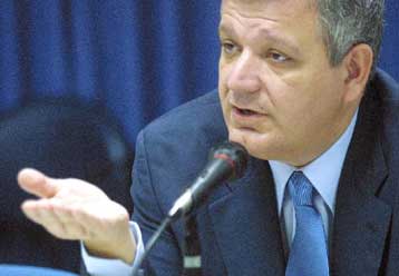 Ανοιχτό άφησε ο Χρ.Πρωτόπαπας το ενδεχόμενο σύγκλησης του Συμβουλίου Πολιτικών Αρχηγών