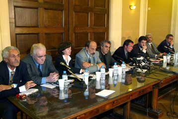 Δικαστήριο ενόρκων για τους κατηγορούμενους της 17Ν ζητούν οι συνήγοροί τους