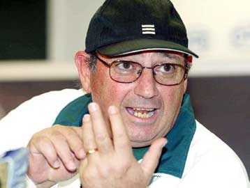 Νίκη – δώρο στους Έλληνες ζητά από τους παίκτες του Παναθηναϊκού ο Μαρκαριάν