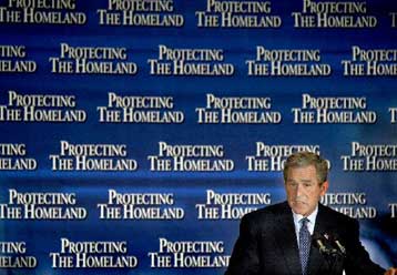 Λαμβάνουμε σοβαρά υπόψη μας το φερόμενο ως μήνυμα του Μπιν Λάντεν, τονίζει ο Μπους