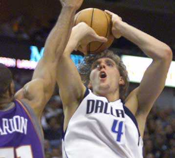 Όγδοη νίκη για τους ασταμάτητους Ντάλας Μάβερικς επί των Καβαλίερς με 108-99