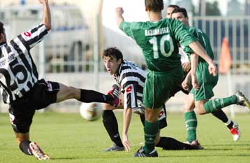 Ντεμπούτο με πρόκριση του Ακράτητου για τον Ραβούση – Ανετα ο Αρης 3-1 τον Πατραϊκό