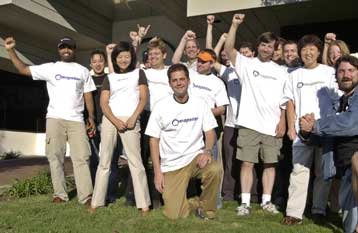 Πρόταση εξαγοράς της Napster από τη δημιουργό του Easy CD Creator, Roxio