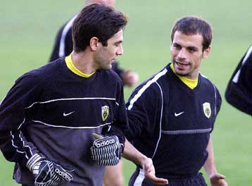 Έκανε την έκπληξη και κάλεσε τον Χιώτη ο Ρεχάγκελ για το φιλικό με το Εϊρε