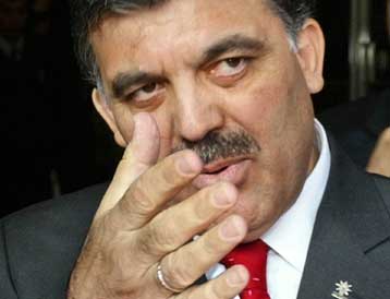 Εντολή σχηματισμού κυβέρνησης στον Αμπντουλάχ Γκιουλ έδωσε ο Τούρκος πρόεδρος