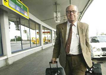 Στην Κύπρο οι εμπειρογνώμονες του ΟΗΕ για την επιθεώρηση του ιρακινού οπλοστασίου