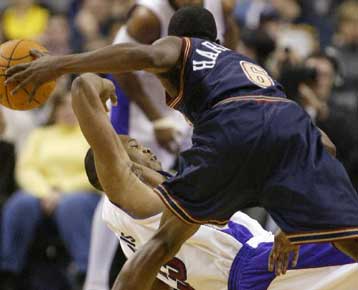 Ούτε οι Νετς κατάφεραν να σταματήσουν τους Μάβερικς