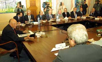 Το Εθνικό Συμβούλιο της Κύπρου αποδέχθηκε το σχέδιο Ανάν ως βάση διαπραγμάτευσης