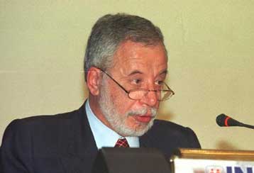 Επιφυλάξεις από ΓΣΕΒΕΕ και ΕΒΕΑ για τη φορολογική μεταρρύθμιση