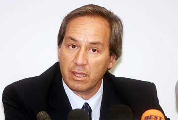 Κριτική της αντιπολίτευσης στην οικονομική πολιτική με αφορμή τον προϋπολογισμό 2003