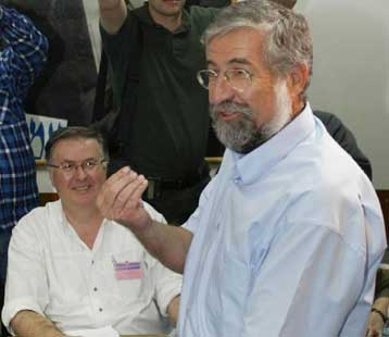 Ο Αμράμ Μίτζνα ο νέος πρόεδρος του Εργατικού Κόμματος του Ισραήλ