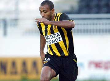 Εκτός Ισράηλ η ρεβάνς της ΑΕΚ με Μακάμπι-Τροχαίο για Ράιτ και Σεντένο