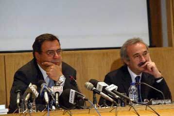 Στην αντεπίθεση περνά η κυβέρνηση με αφορμή την κριτική για την οικονομική πολιτική