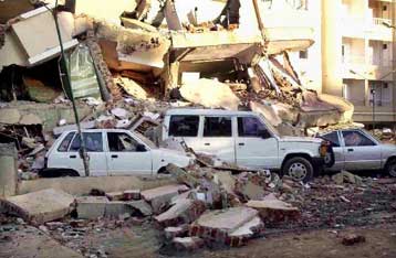 Σεισμική δόνηση στο Πακιστάν παρασύρει στο θάνατο τουλάχιστον 20 άτομα