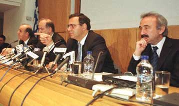 Ανάπτυξη 3,9% το 2003 με πληθωρισμό στο 3,3% προβλέπει ο ΟΟΣΑ για την Ελλάδα