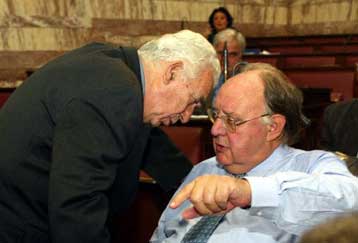 Σάλος στη Βουλή από κυβερνητικούς βουλευτές για την τεχνική συμφωνία Ελλάδας-ΗΠΑ