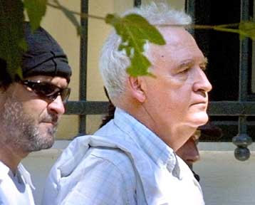 Οδηγίες κατασκευής εκρηκτικών και κατάλογοι στόχων δια χειρός Αλ.Γιωτόπουλου