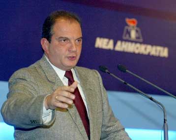 Oι καθαρές λύσεις απαιτούν σθεναρή στάση, δήλωσε στην ΚΕ της ΝΔ ο Κ.Καραμανλής