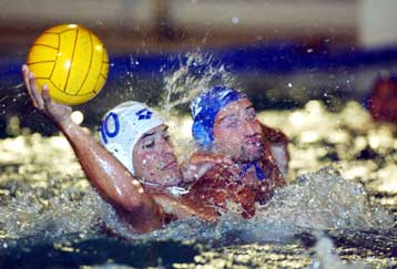 Ντέρμπι Ολυμπιακού-Βουλιαγμένης πριν από το φάιναλ φορ του Κυπέλλου πόλο