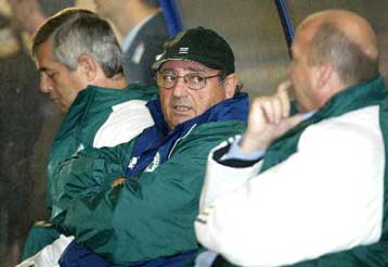 Εκτός αποστολής ο Κωνσταντίνου και για τη Σλόβαν