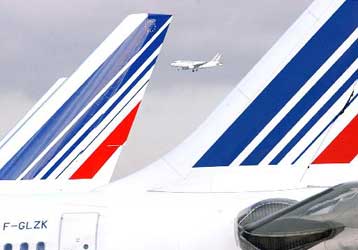 «Νεκρώνει» την Τρίτη η Γαλλία λόγω της απεργίας των συνδικάτων εργαζομένων