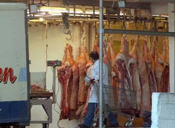 Κλιμάκια επιθεωρητών της ΕΕ αρχίζουν ελέγχους για τη διακίνηση κρέατος στην Ελλάδα