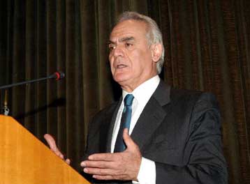 Ενημερωτική συνάντηση Σημίτη – Τσοχατζόπουλου στο Μέγαρο Μαξίμου