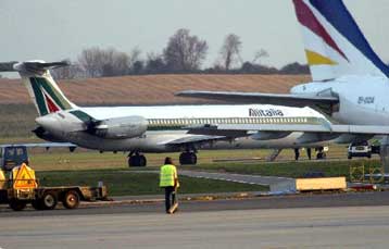 Απόπειρα αεροπειρατείας σε αεροσκάφος της Alitalia με 67 επιβαίνοντες