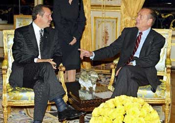 Συνταγματικές μεταρρυθμίσεις στην Τουρκία προανήγγειλε από το Παρίσι ο Ερντογάν