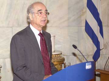 Αντιδρούν ΝΔ και ΚΚΕ σε φανερή ψηφοφορία για την άρση ασυλίας βουλευτών