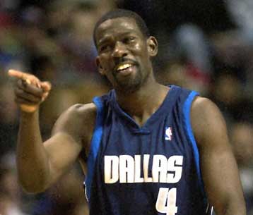 Οι Ντάλας Μάβερικς «κατέκτησαν» και το Ντιτρόιτ, νικώντας τους Πίστονς με 102-82