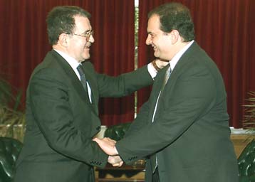 Χωρίς όρους και υποσημειώσεις η ένταξη της Κύπρου στην ΕΕ, δήλωσε ο Κώστας Καραμανλής