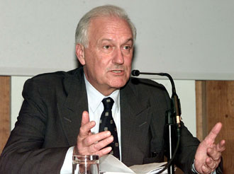 Ψήφος εμπιστοσύνης στον πρόεδρο της Fiat, Paolo Fresco, από τους κύριους πιστωτές της